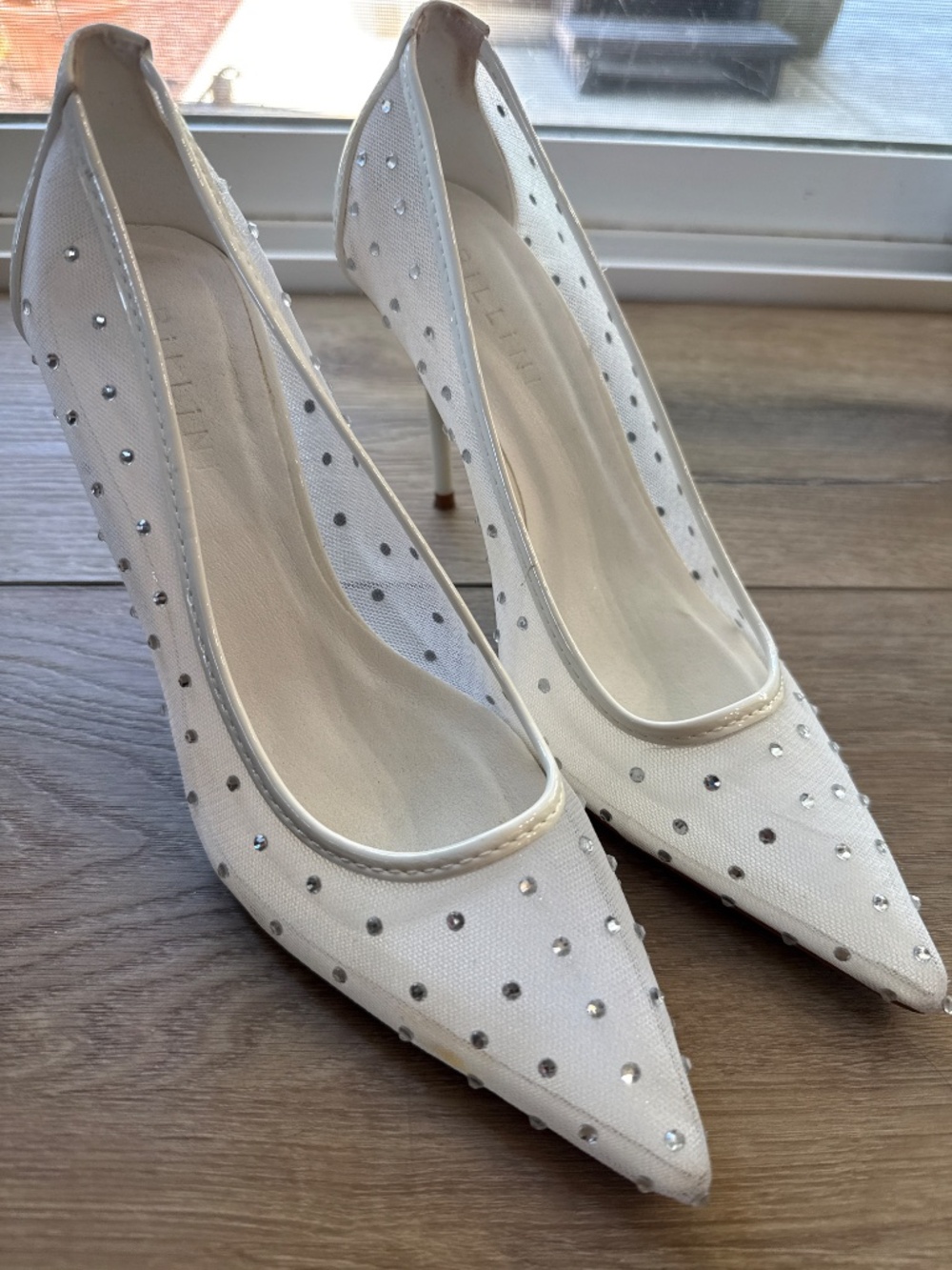 Pumps - Picture 3 of 5